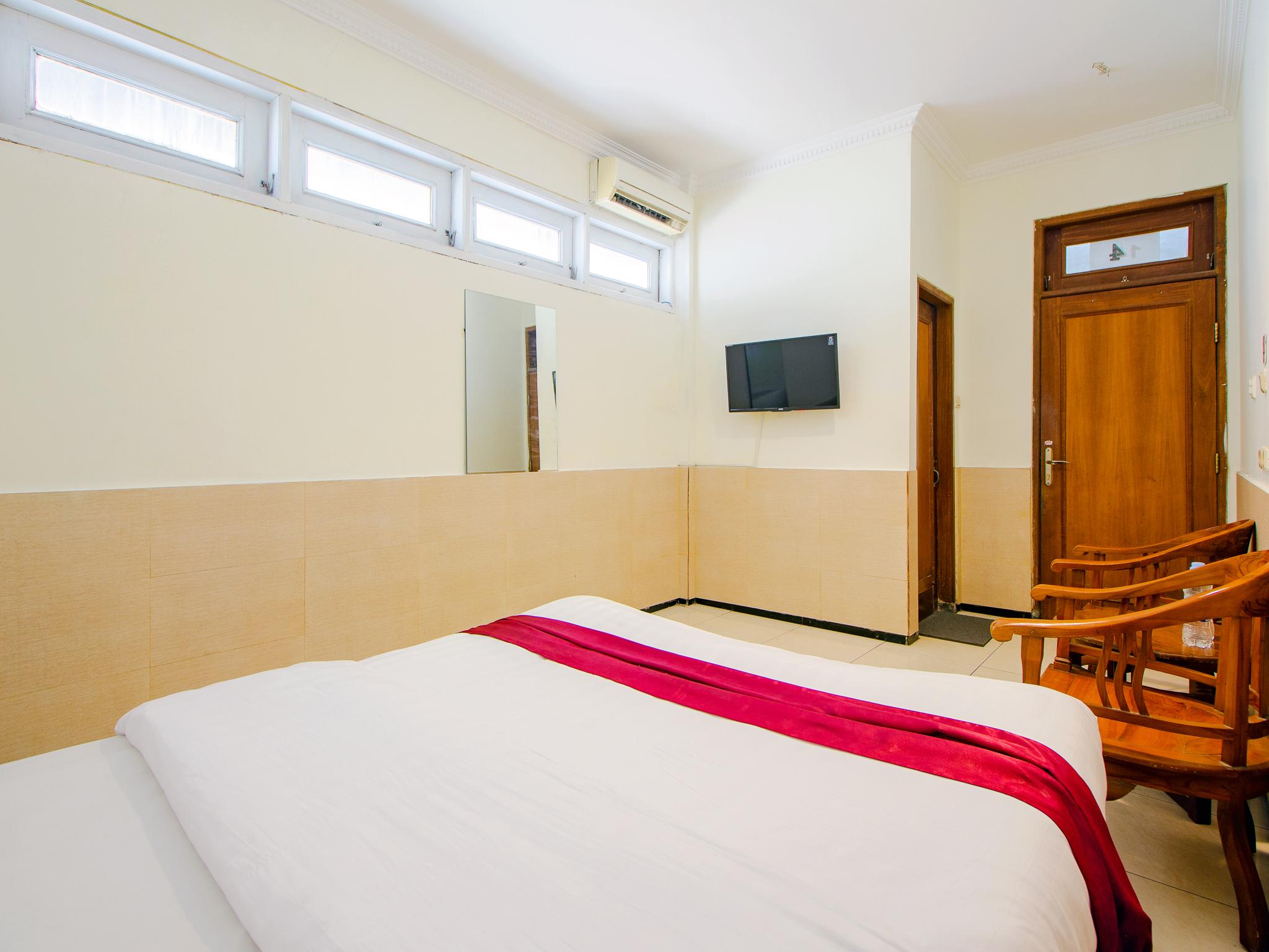 Oyo 1683 Hotel Musafira Syariah يوغياكارتا المظهر الخارجي الصورة