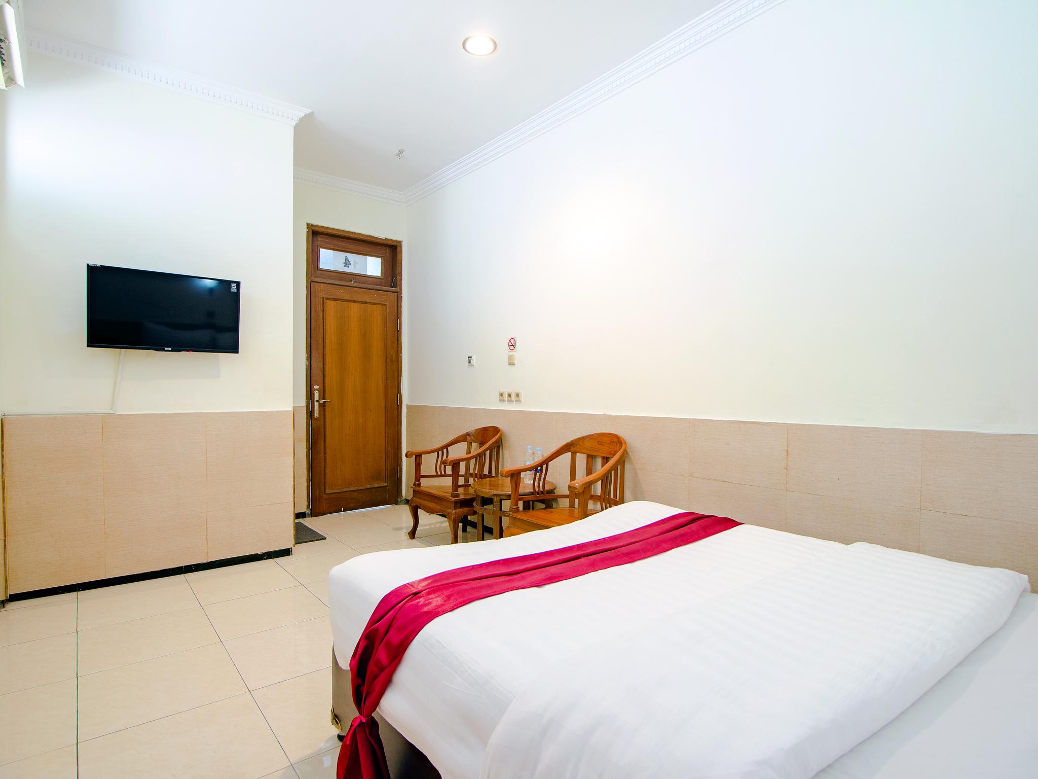 Oyo 1683 Hotel Musafira Syariah يوغياكارتا المظهر الخارجي الصورة
