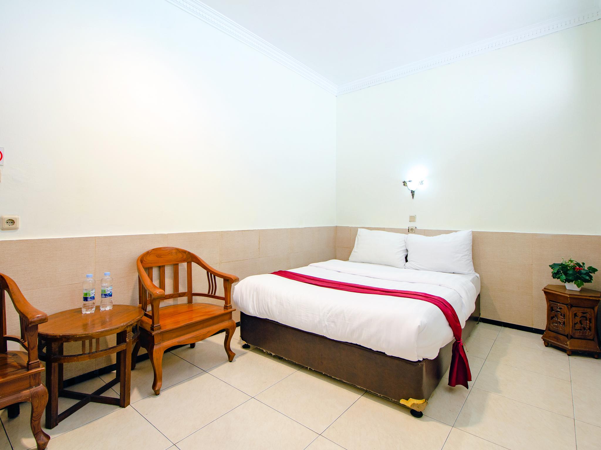 Oyo 1683 Hotel Musafira Syariah يوغياكارتا المظهر الخارجي الصورة