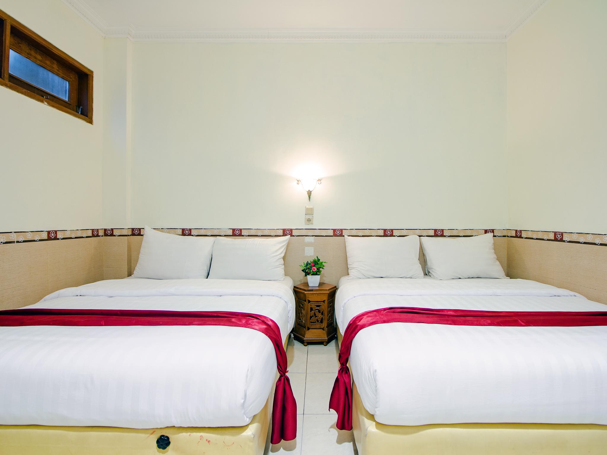 Oyo 1683 Hotel Musafira Syariah يوغياكارتا المظهر الخارجي الصورة
