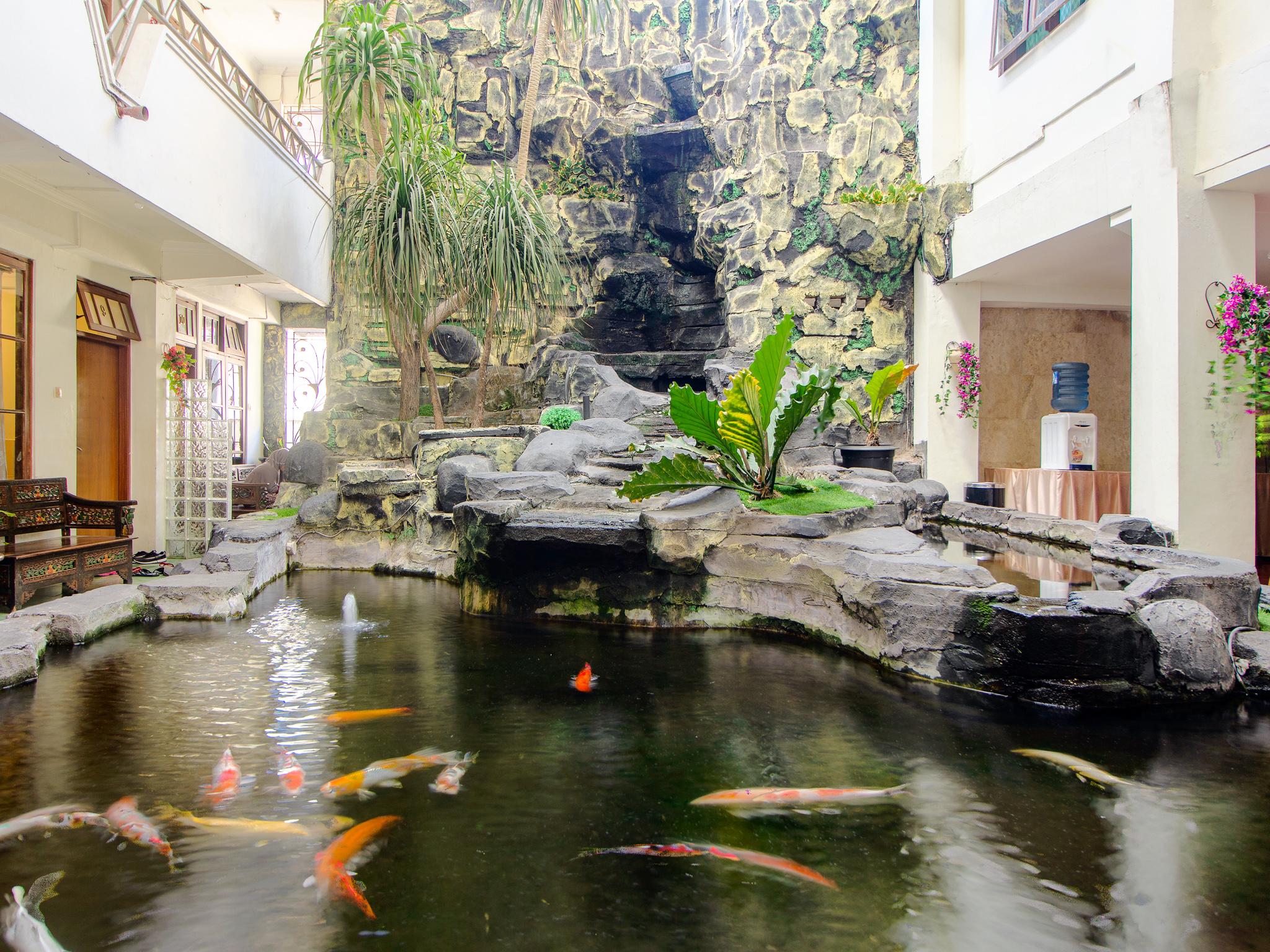 Oyo 1683 Hotel Musafira Syariah يوغياكارتا المظهر الخارجي الصورة
